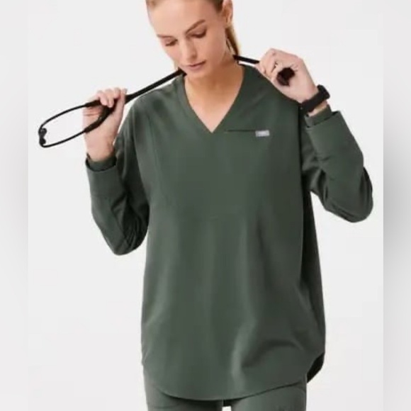 Figs Other - FIGS women’s Halle long sleeve scrub top